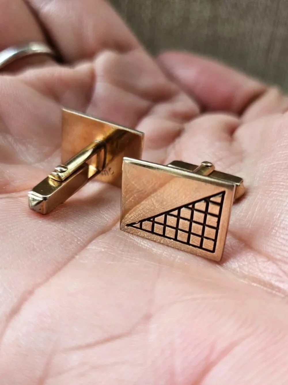 Vintage Swank Men Cuff Links Gold Tone Shirt Cuff Stud Cufflinks Fashion Jewelry